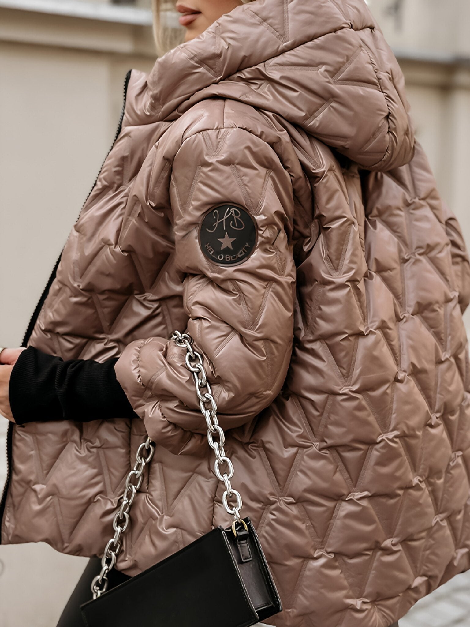 Lene | Classic elegance for cold days