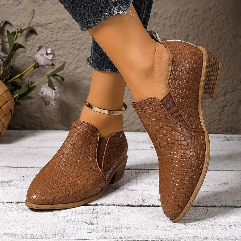 Gudrun | Stylish Casual Shoes