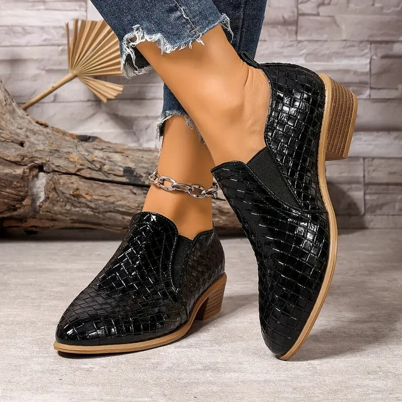 Gudrun | Stylish Casual Shoes