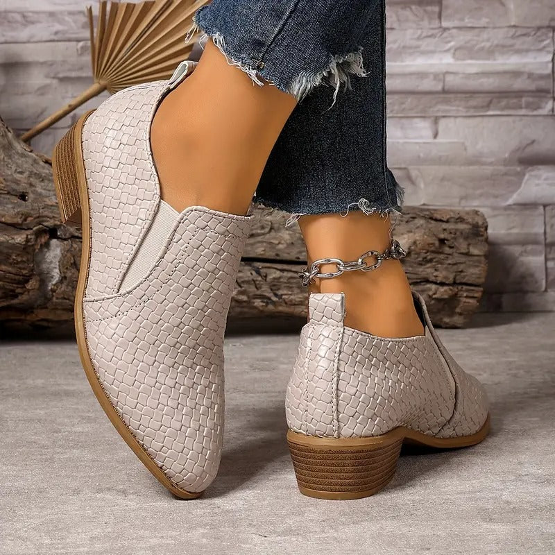 Gudrun | Stylish Casual Shoes