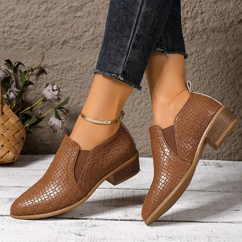 Gudrun | Stylish Casual Shoes