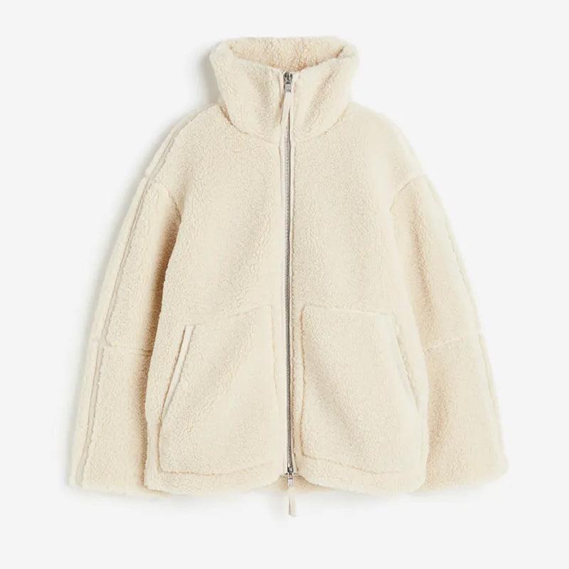 Sigrid – The fleece jacket where warmth meets elegance